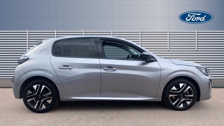 Peugeot 208 1.2 PureTech 100 Allure 5dr Petrol Hatchback